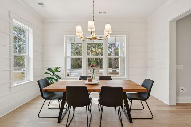 964 Pine Hollow Road, Mount Pleasant, SC 29464