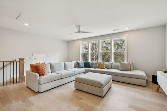 964 Pine Hollow Road, Mount Pleasant, SC 29464