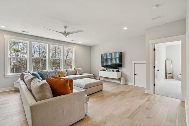 964 Pine Hollow Road, Mount Pleasant, SC 29464