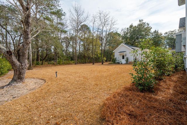 964 Pine Hollow Road, Mount Pleasant, SC 29464