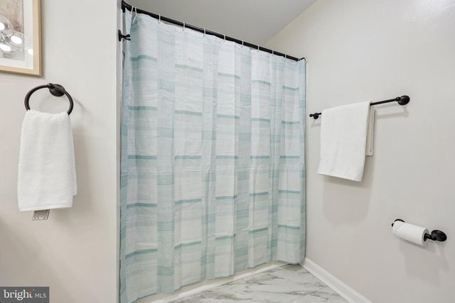 5091 DONOVAN DR, Alexandria, VA 22304