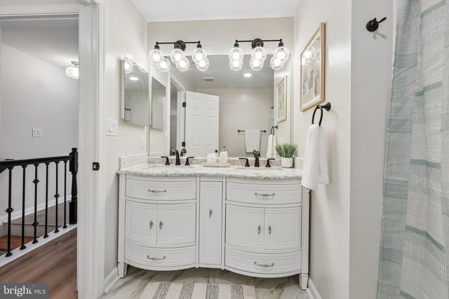 5091 DONOVAN DR, Alexandria, VA 22304