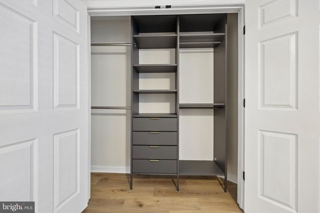 5091 DONOVAN DR, Alexandria, VA 22304