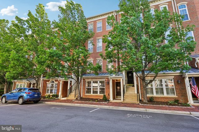 5091 DONOVAN DR, Alexandria, VA 22304