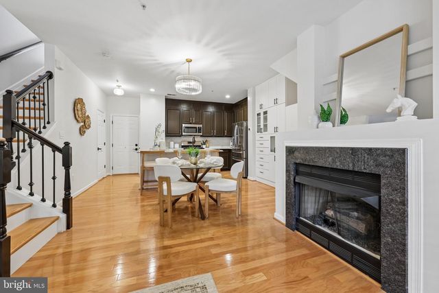 5091 DONOVAN DR, Alexandria, VA 22304