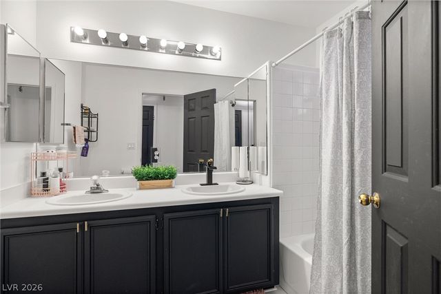 9105 Chenin Avenue, Las Vegas, NV 89129