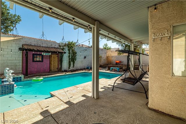 9105 Chenin Avenue, Las Vegas, NV 89129