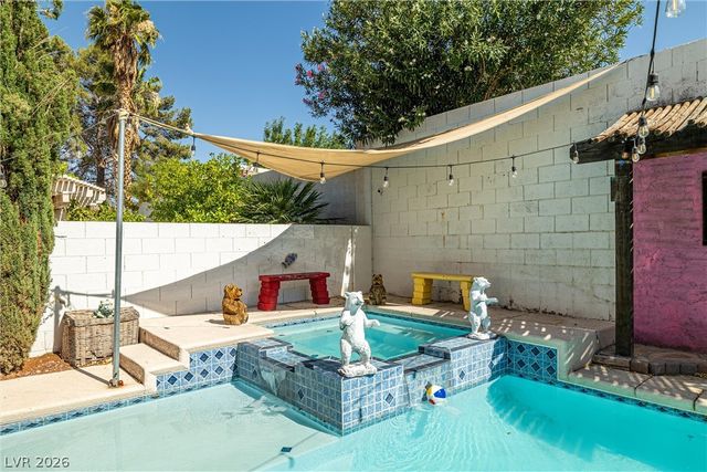 9105 Chenin Avenue, Las Vegas, NV 89129