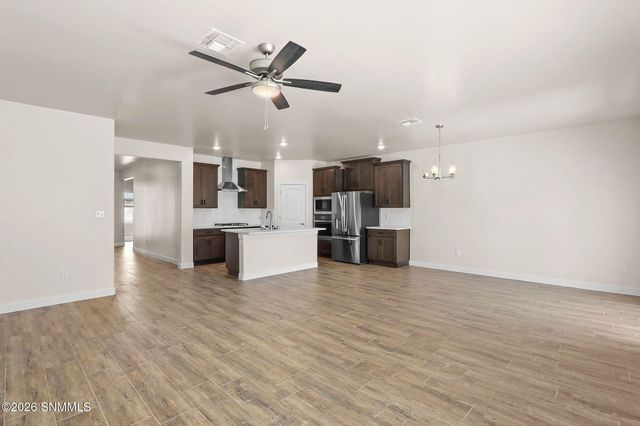 3518 King Fisher Street, Las Cruces, NM 88012