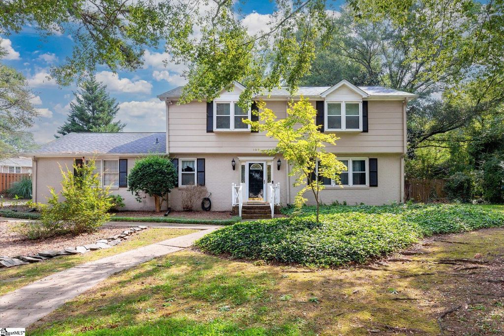 109 Meadowbrook Drive, Mauldin, SC 29662