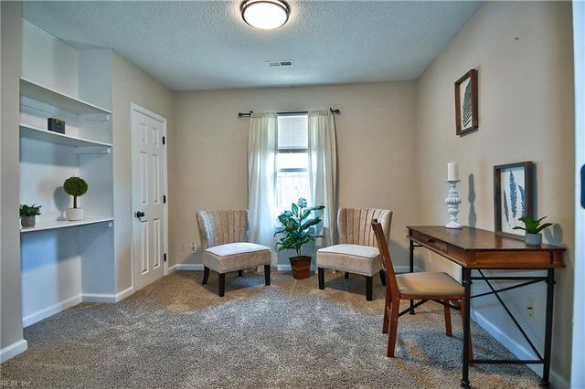 1512 Eagleton Ln, Virginia Beach, VA 23455