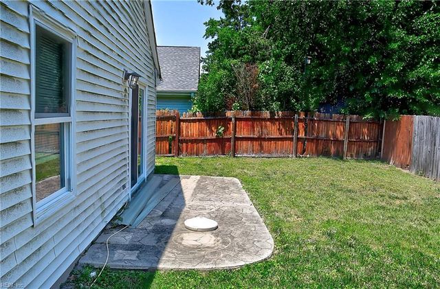 1512 Eagleton Ln, Virginia Beach, VA 23455