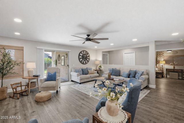 8435 E NAVARRO Circle, Mesa, AZ 85209