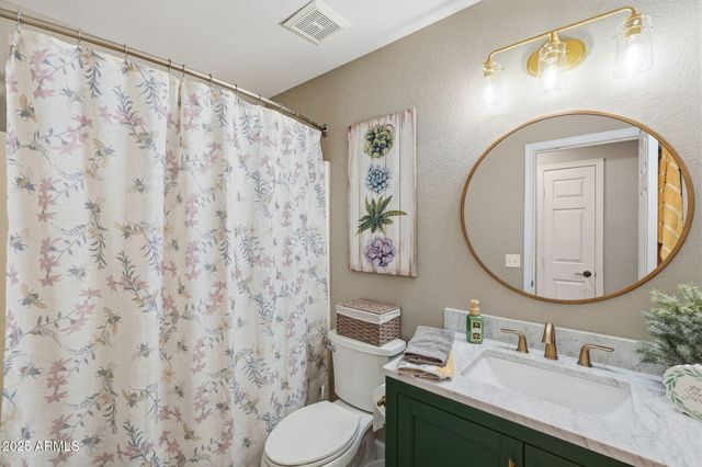 8435 E NAVARRO Circle, Mesa, AZ 85209