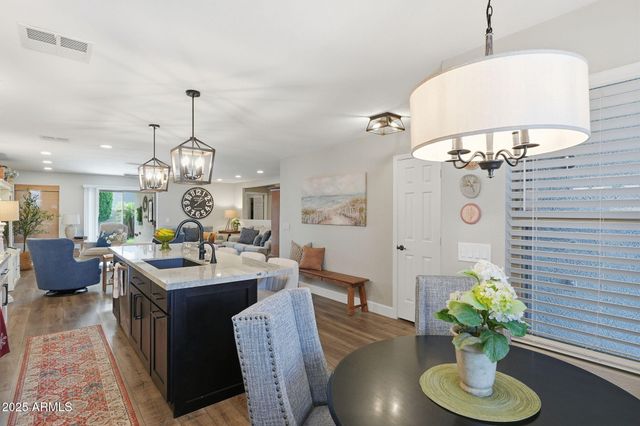 8435 E NAVARRO Circle, Mesa, AZ 85209