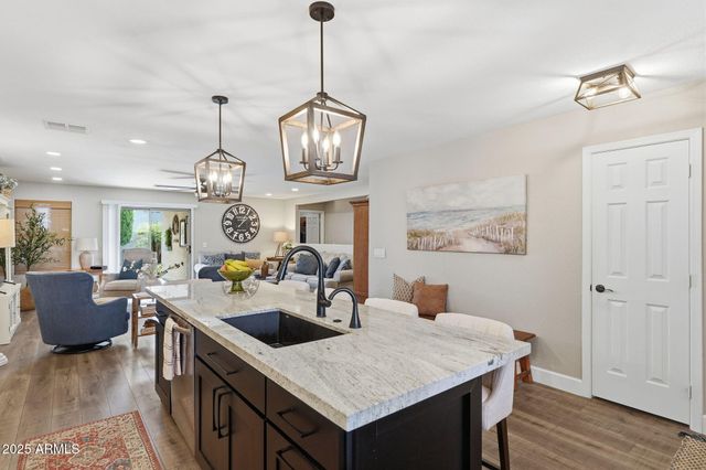 8435 E NAVARRO Circle, Mesa, AZ 85209