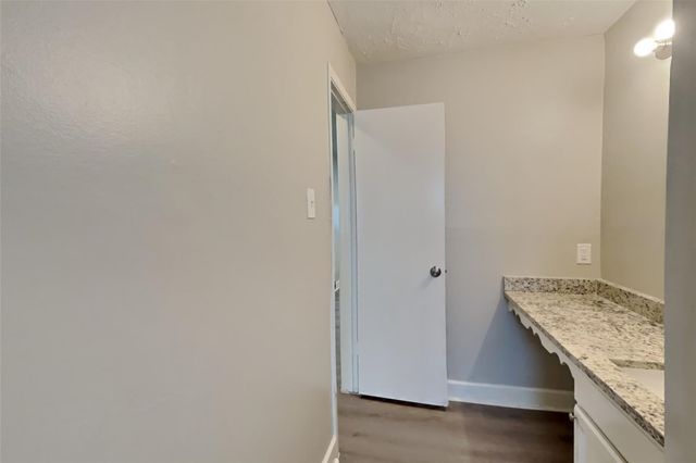 7334 Skybright Lane, Houston, TX 77095