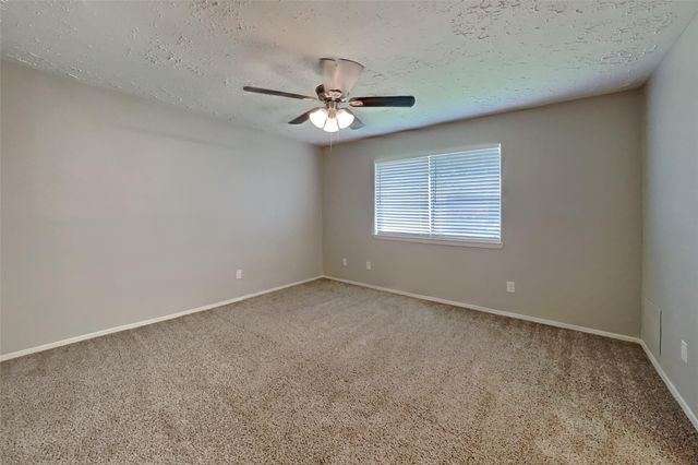 7334 Skybright Lane, Houston, TX 77095