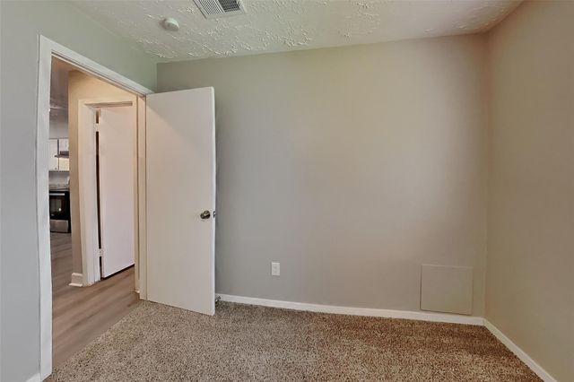 7334 Skybright Lane, Houston, TX 77095