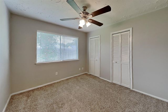 7334 Skybright Lane, Houston, TX 77095