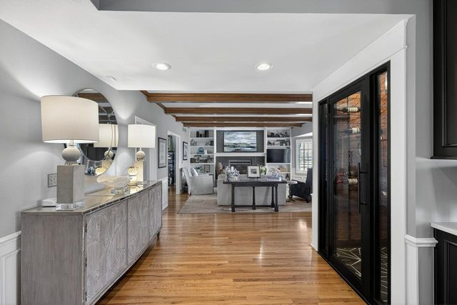 2713 N Wilderness Ct, Wichita, KS 67226