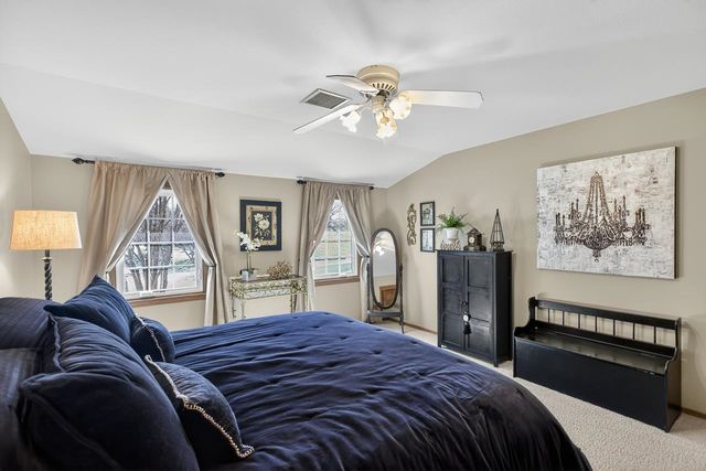 2713 N Wilderness Ct, Wichita, KS 67226