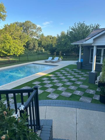 2713 N Wilderness Ct, Wichita, KS 67226