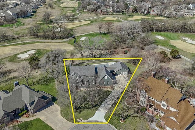 2713 N Wilderness Ct, Wichita, KS 67226