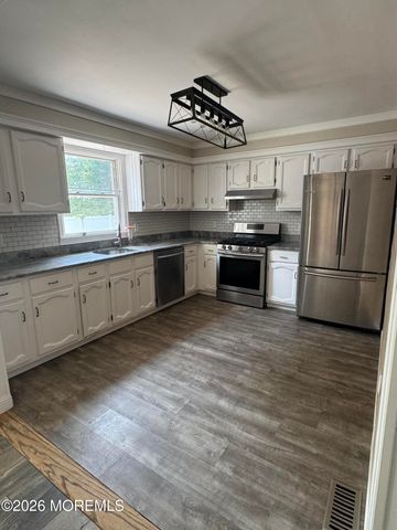 807 Deguise Street, Lanoka Harbor, NJ 08734