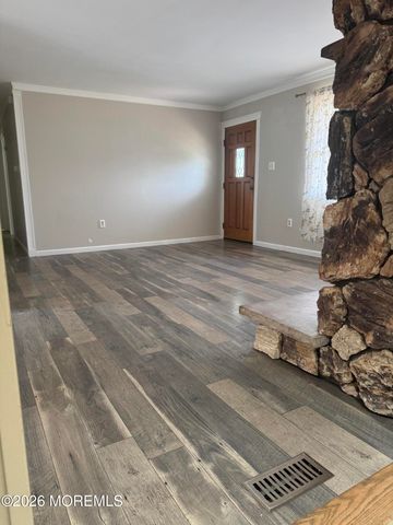 807 Deguise Street, Lanoka Harbor, NJ 08734