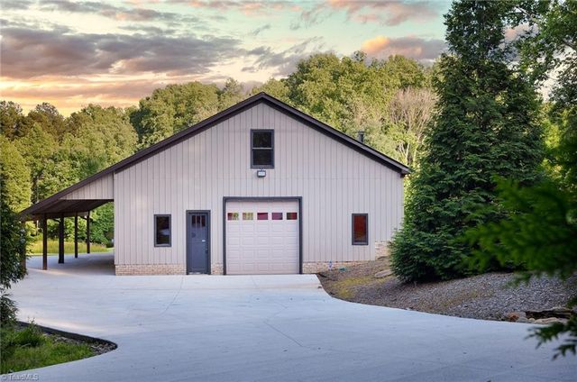 1350 Kilkenny Lane, Rural Hall, NC 27045