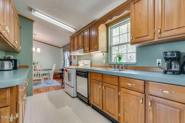 248 Jenkins Hollow Road, Elizabethton, TN 37643