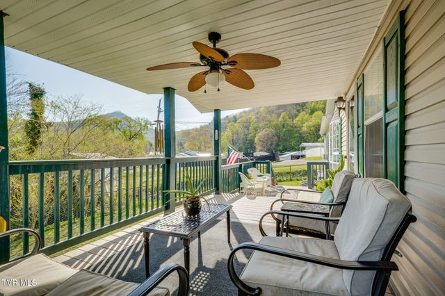 248 Jenkins Hollow Road, Elizabethton, TN 37643