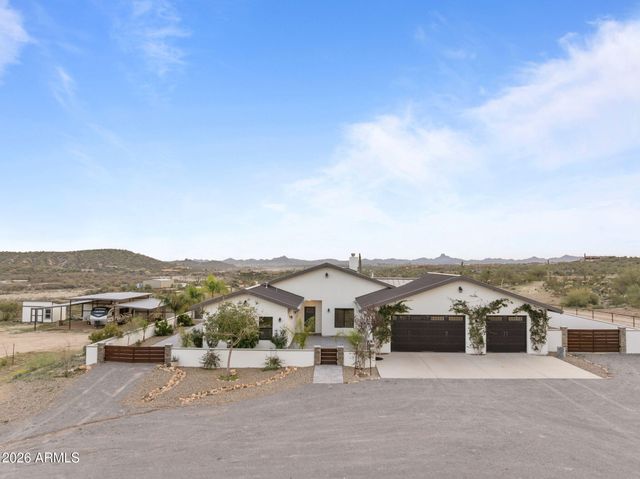 3860 Pura Vida Trail, Wickenburg, AZ 85390