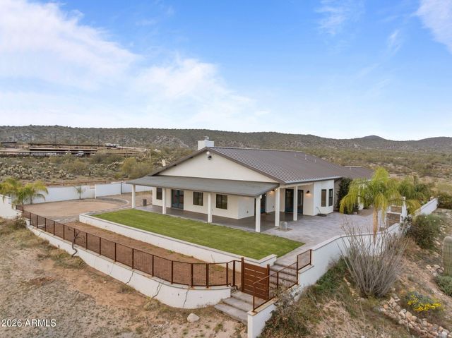 3860 Pura Vida Trail, Wickenburg, AZ 85390