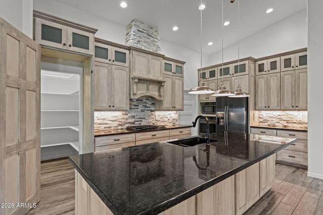 3860 Pura Vida Trail, Wickenburg, AZ 85390