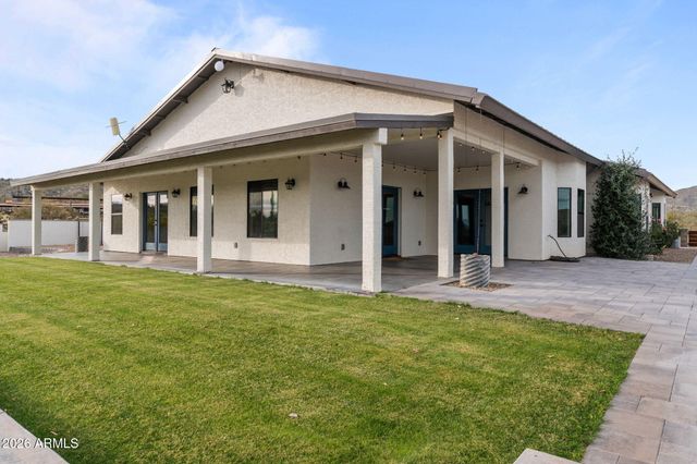 3860 Pura Vida Trail, Wickenburg, AZ 85390