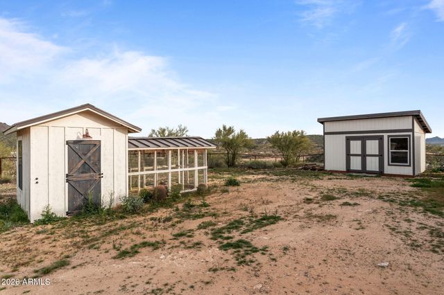 3860 Pura Vida Trail, Wickenburg, AZ 85390