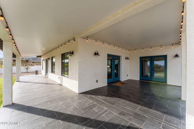 3860 Pura Vida Trail, Wickenburg, AZ 85390