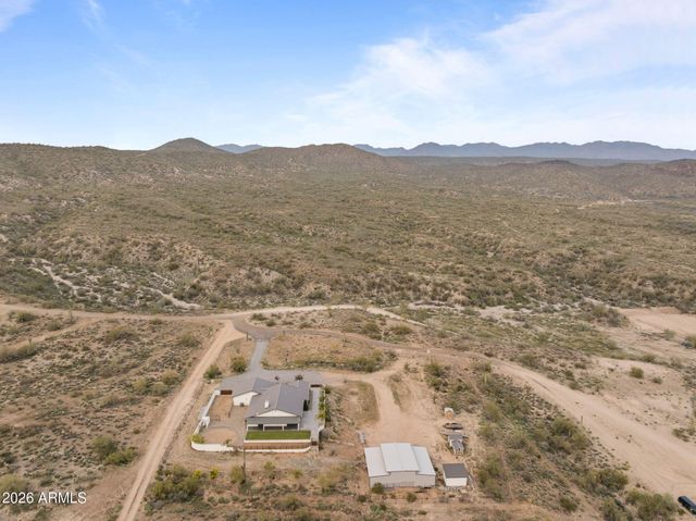 3860 Pura Vida Trail, Wickenburg, AZ 85390