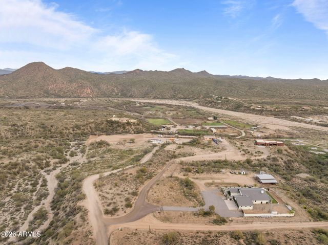 3860 Pura Vida Trail, Wickenburg, AZ 85390