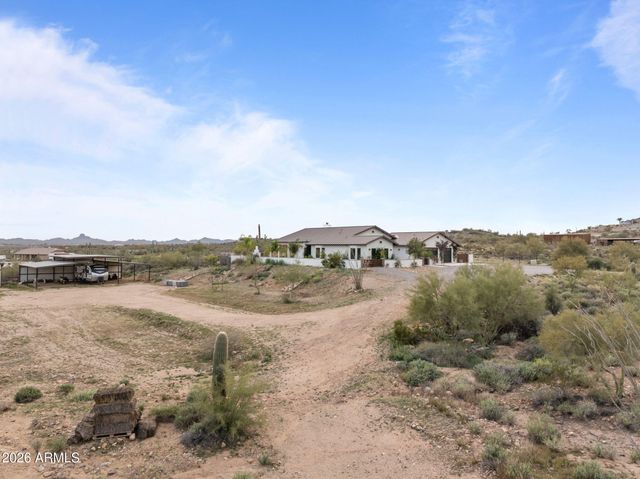 3860 Pura Vida Trail, Wickenburg, AZ 85390