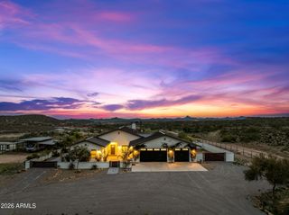 3860 Pura Vida Trail, Wickenburg, AZ 85390