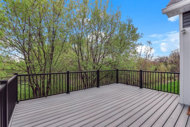 4648 Benjamin Place, Woodbury, MN 55129