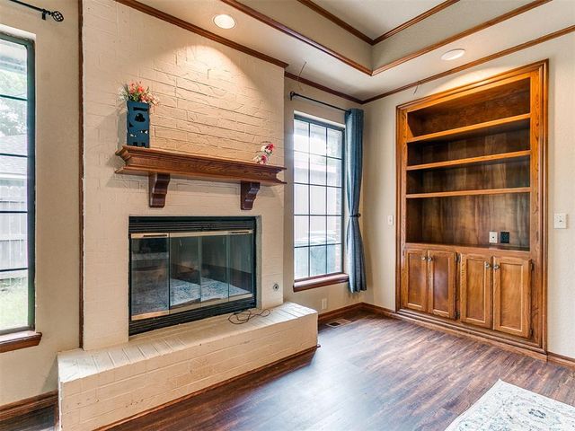 808 Lakeside Circle, Edmond, OK 73012