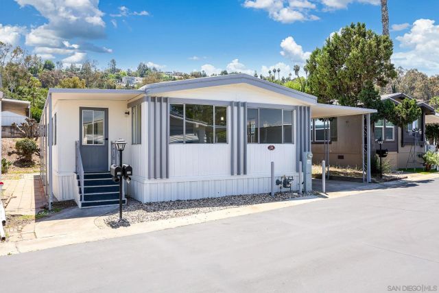 1440 S Orange Ave SPC 109, El Cajon, CA 92020