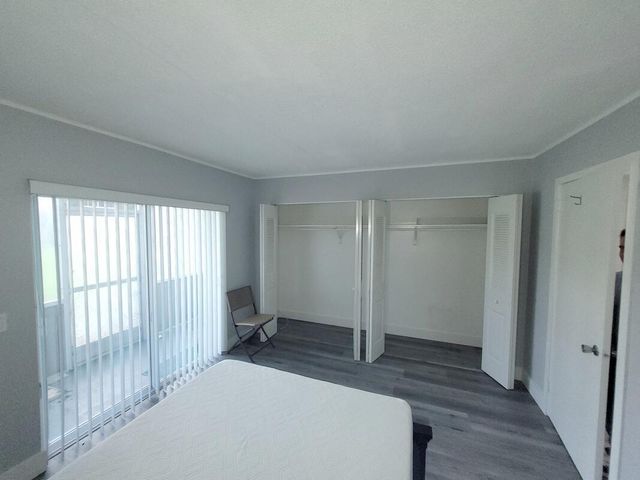 101 Hastings G, West Palm Beach, FL 33417
