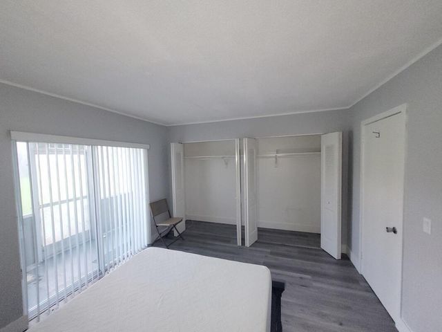 101 Hastings G, West Palm Beach, FL 33417