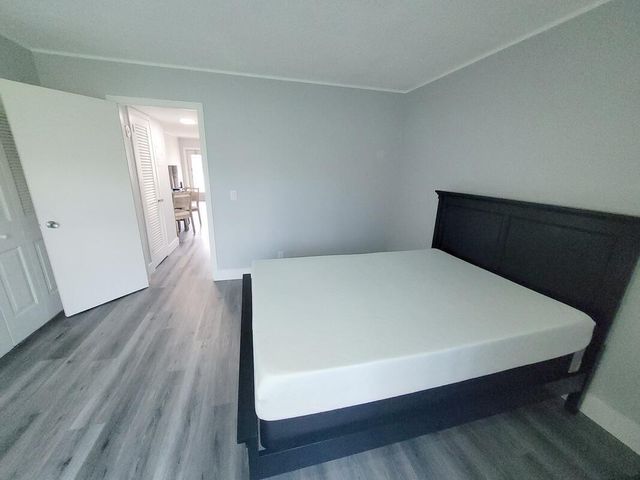 101 Hastings G, West Palm Beach, FL 33417