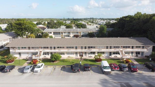 101 Hastings G, West Palm Beach, FL 33417